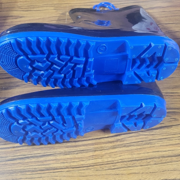 Boys rainboots - Picture 3 of 3